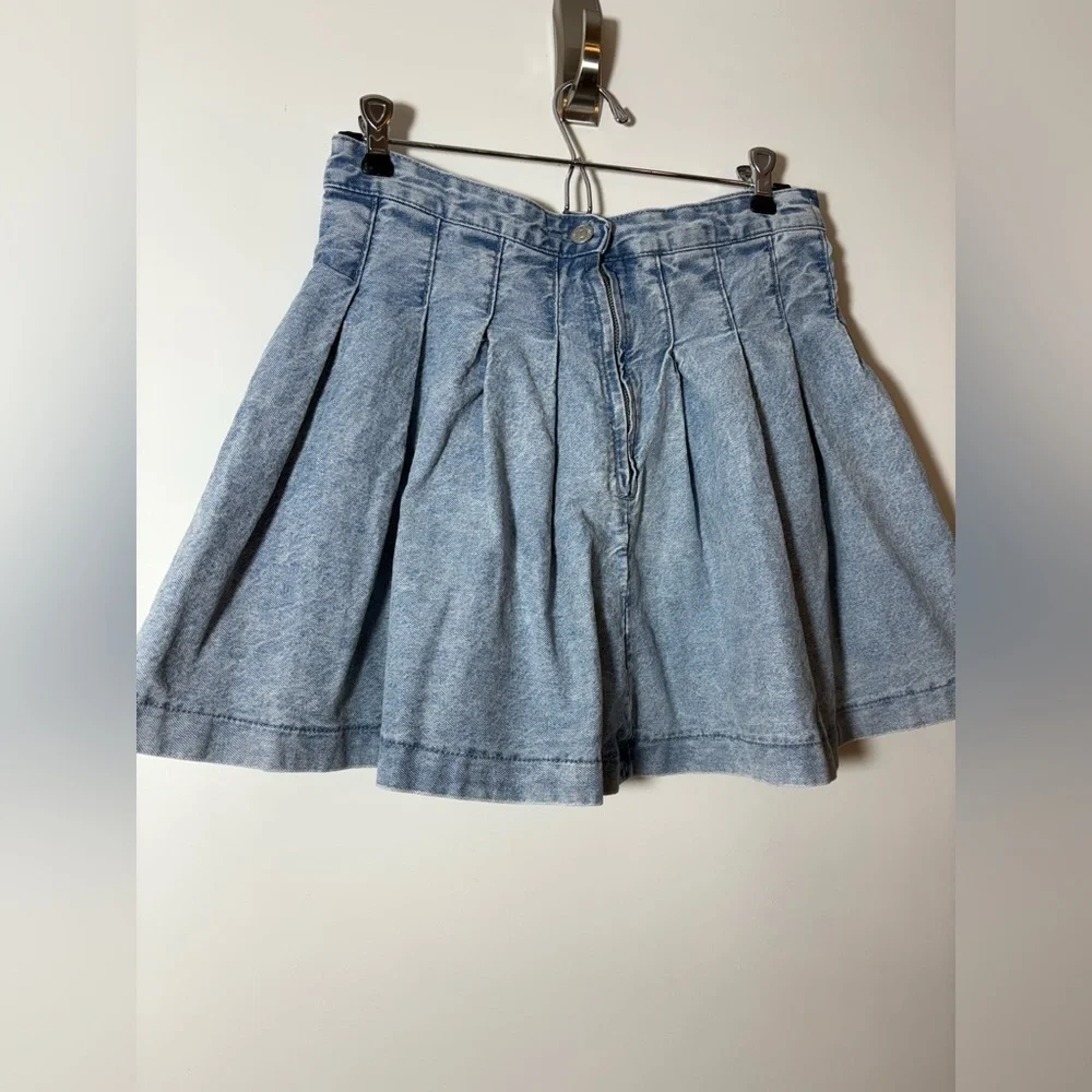 Almost famous denim pleated High Rise Mini skirt size M Blue